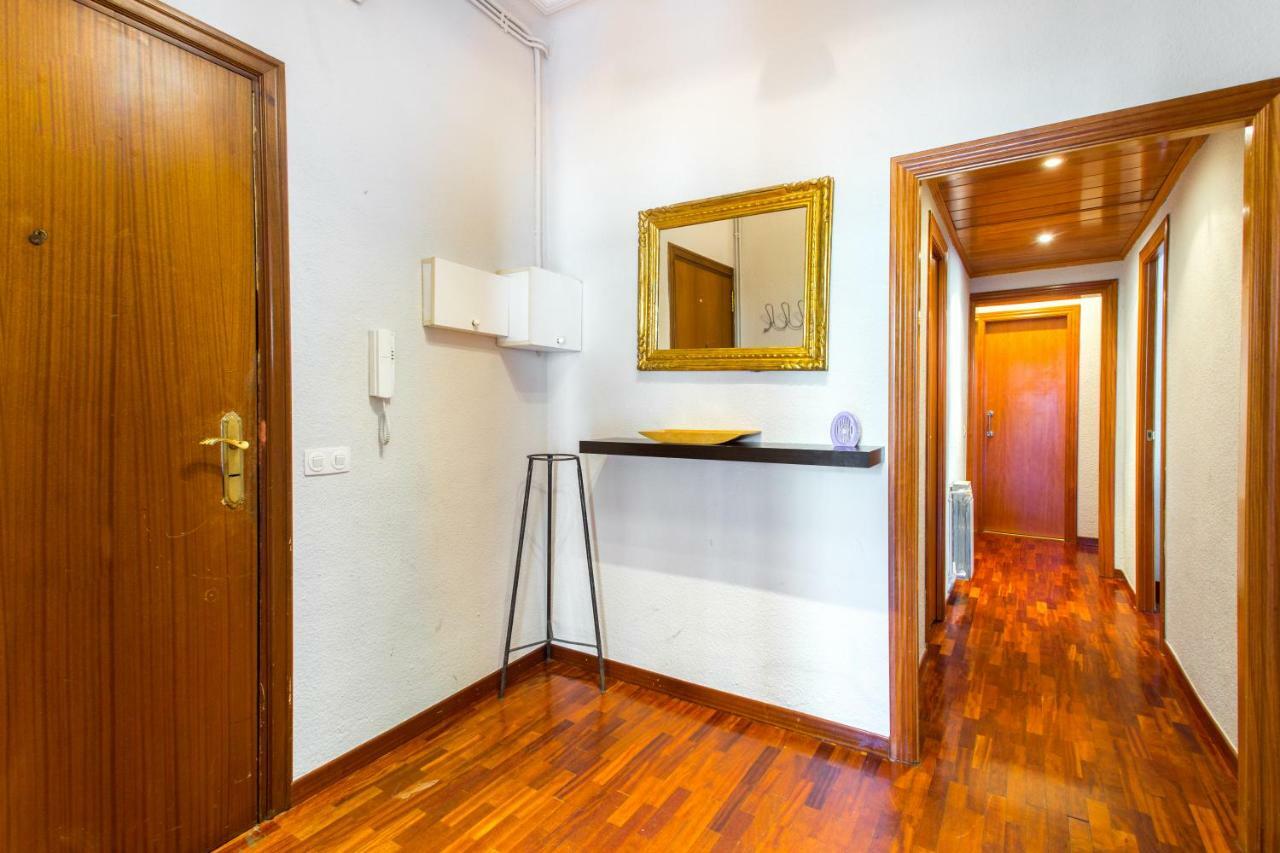 Friendly Rentals Rambla Flower Барселона Екстериор снимка