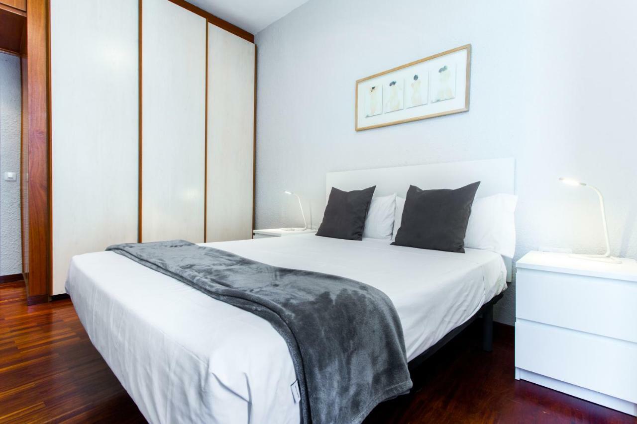 Friendly Rentals Rambla Flower Барселона Екстериор снимка
